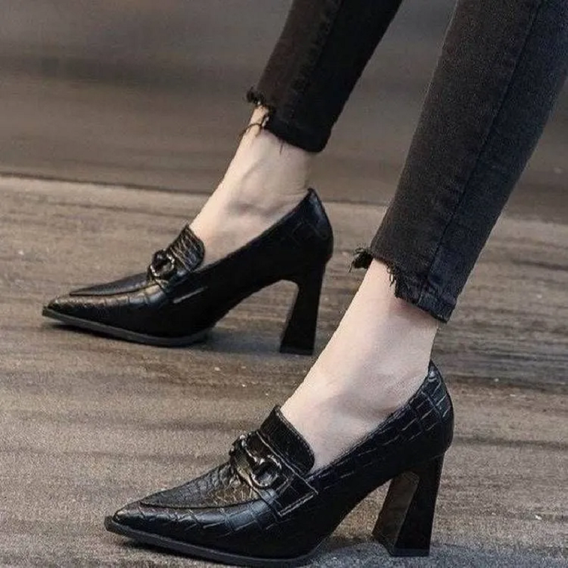 sapatos femininas women cute b - Embroidery On Leather のレビューと価格