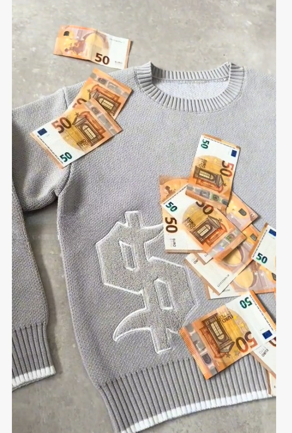 Harajuku Casual gold Sweaters - Embroidery Gothic のレビューと価格