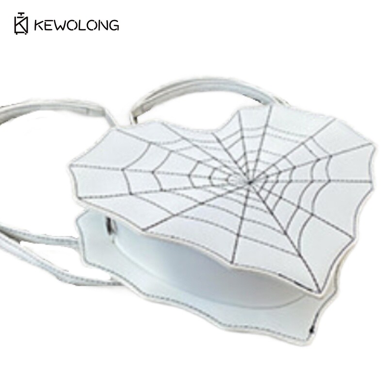 Gothic Bat Shape Shoulder Bag - Embroidery Gothic のレビューと価格