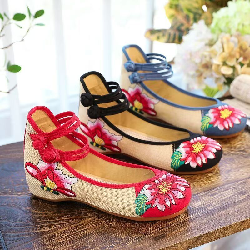 Woman Wedges Embroidered Cloth - Embroidery Cloth のレビューと価格