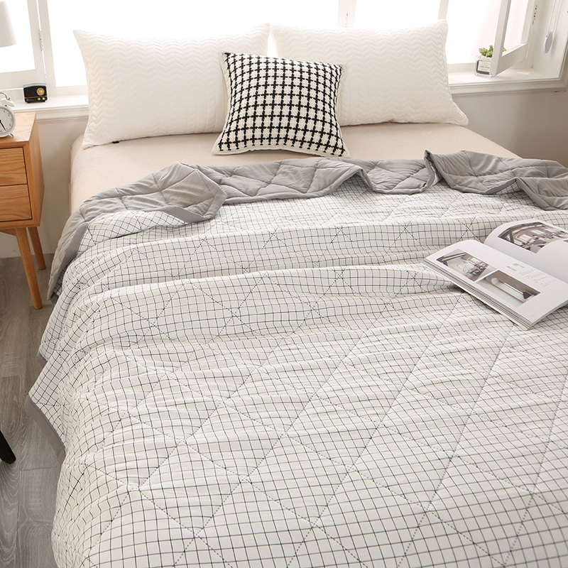 A solid color spring/summer wa - Embroidery Quilt Cover のレビューと価格