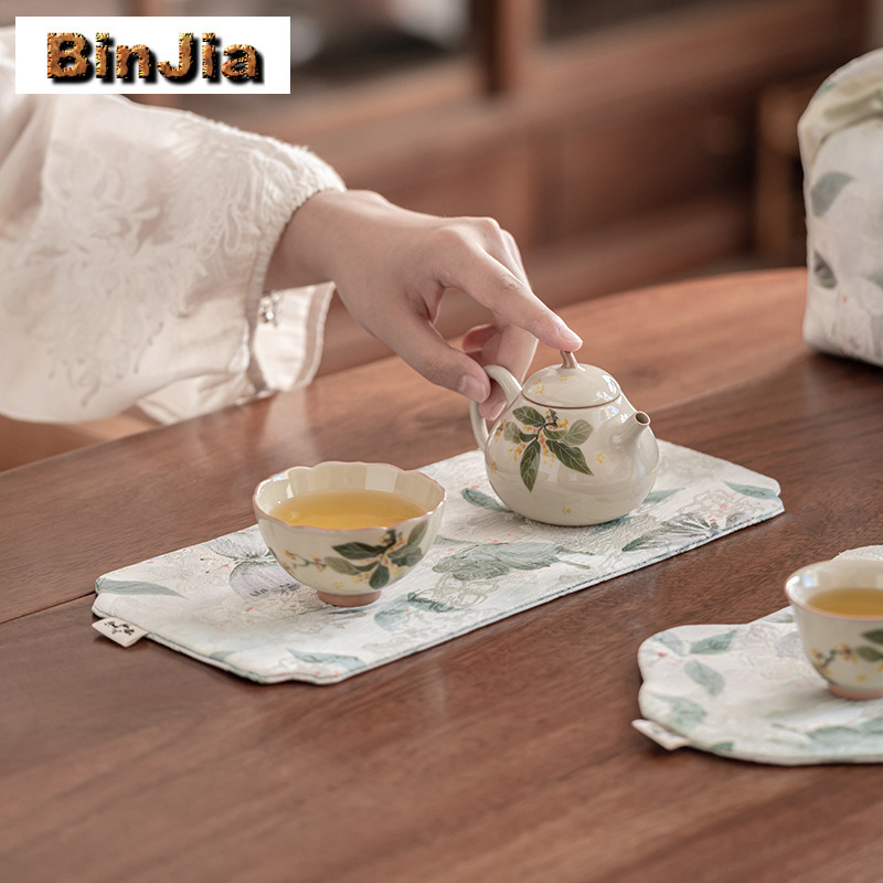 Brocade Embroidery Shadow Butt - Embroidery Cloth のレビューと価格