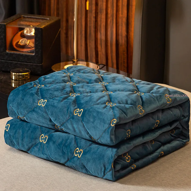 Embroidery Mattress Cover Thic - Embroidery Quilt Cover のレビューと価格