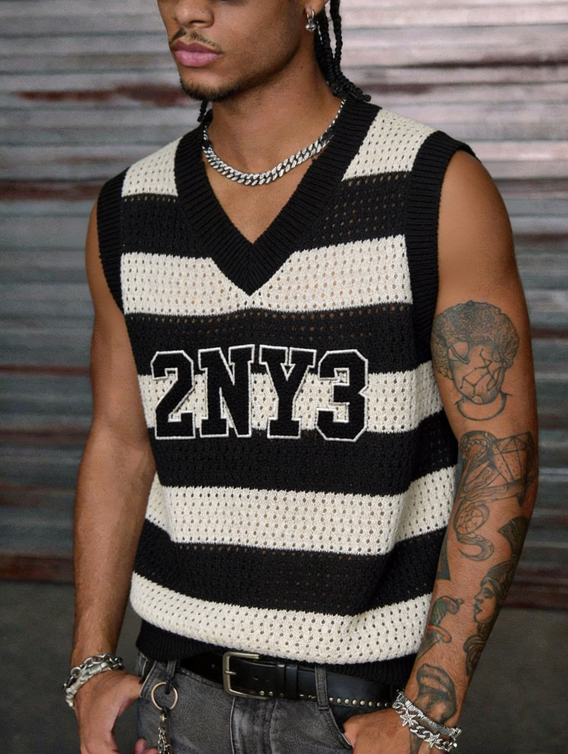 Men's V-Neck Striped Crochet K - Embroidery Vest のレビューと価格