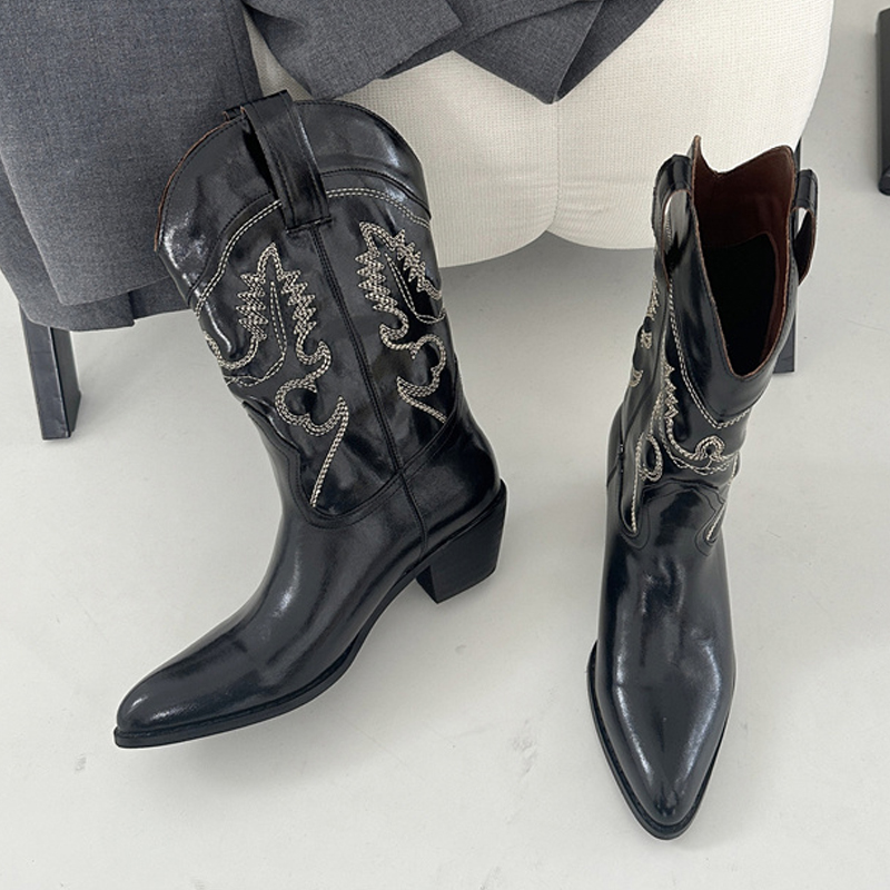 Liyke Designer Wine Red Leathe - Embroidery On Leather のレビューと価格