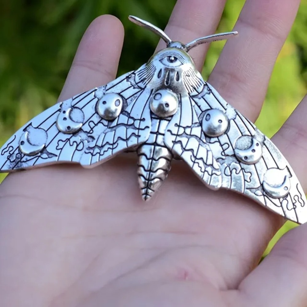 High Quality Alloy Hair Clip W - Embroidery Gothic のレビューと価格