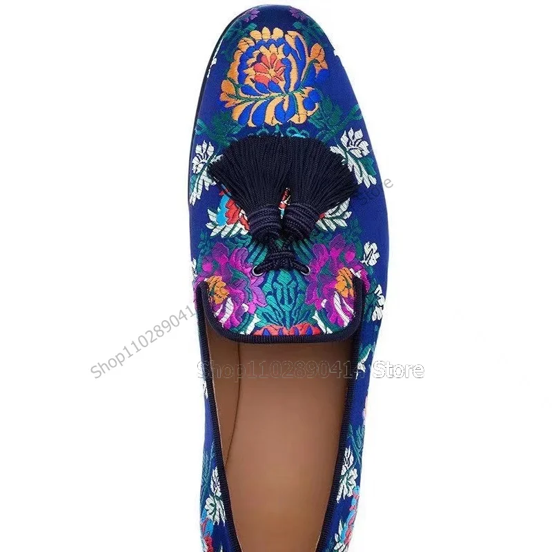 Mixed Color Floral Embroidery  - Embroidery On Leather のレビューと価格