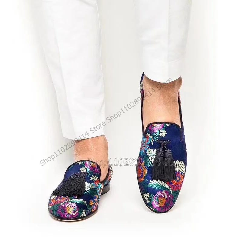 Mixed Color Floral Embroidery  - Embroidery On Leather のレビューと価格