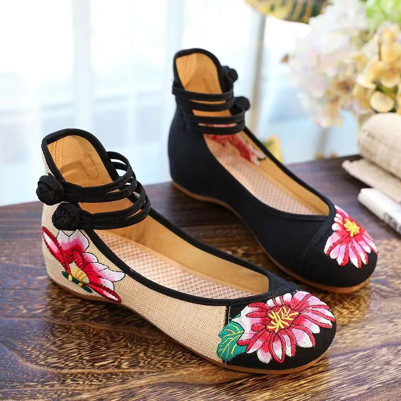 Woman Wedges Embroidered Cloth - Embroidery Cloth のレビューと価格