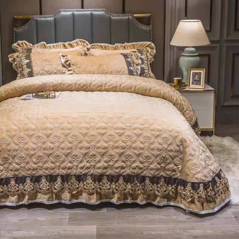Luxury European Crystal Velvet - Embroidery Quilt Cover のレビューと価格